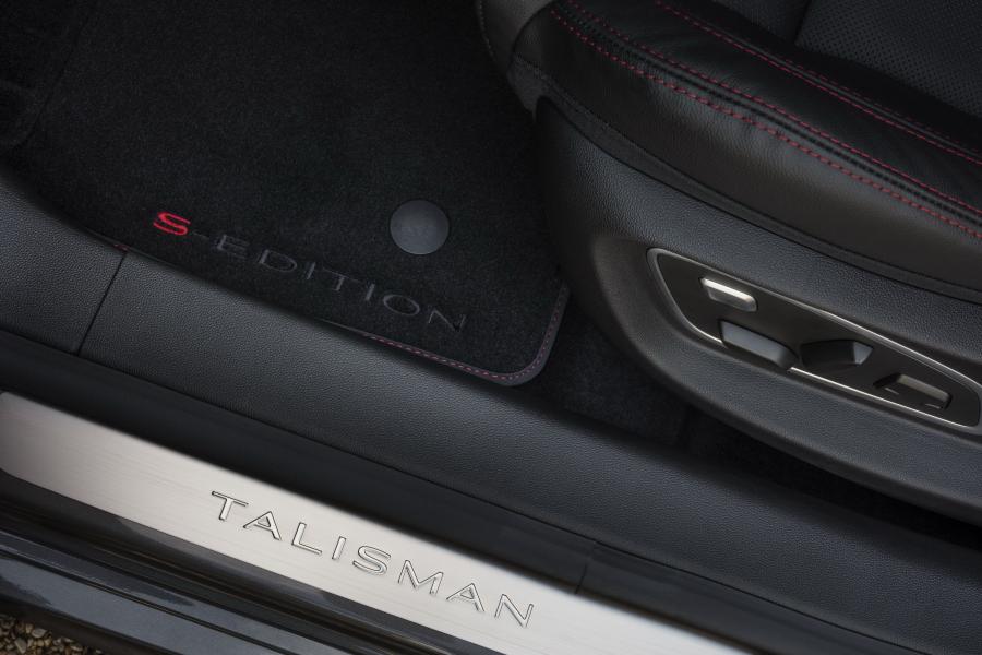 Детали интерьера Renault Talisman S-Edition (L2M) 2018 года  (WW) (фото 18 из 19)